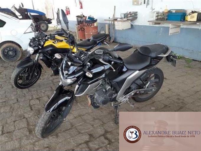 YAMAHA FAZER 250 19/19