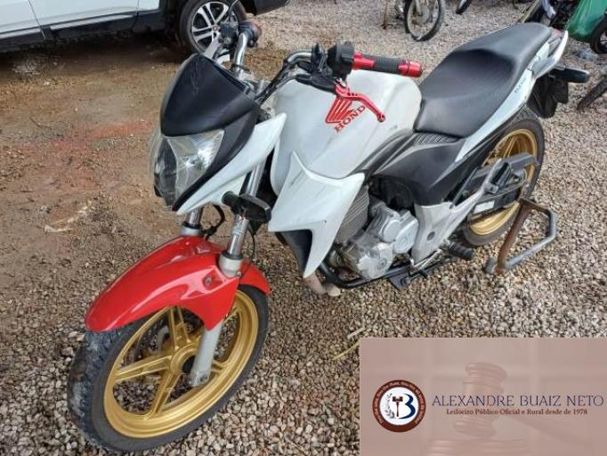 HONDA CB 300 R 15/15